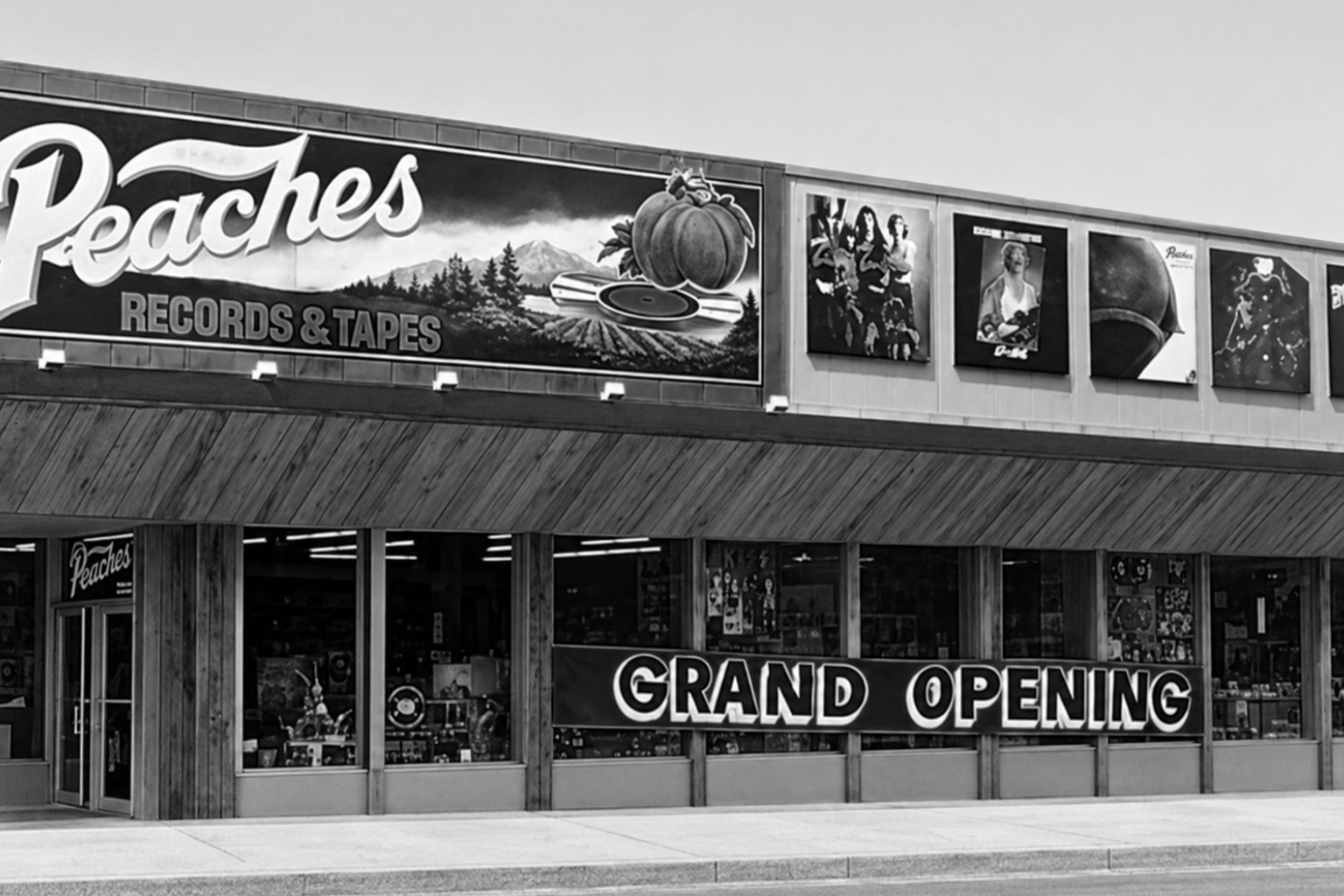 Peaches Records & Tapes - West Florrisant and Chambers